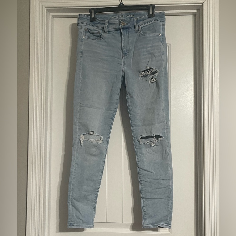 American Eagle Outfitters Distressed Skinny Jeans